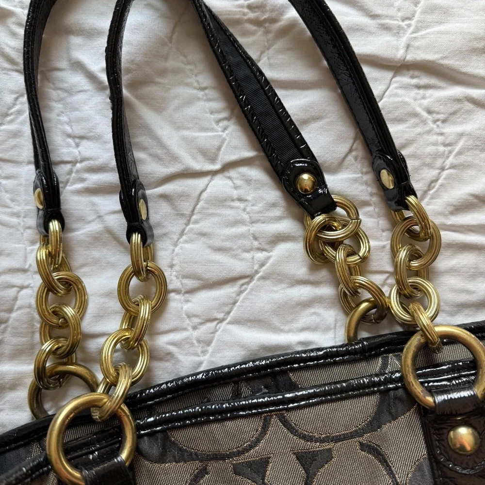 Coach Vintage Black and Grey Signature C Gold Chain and Snap Tote Shoulder Bag - Picture 3 of 15